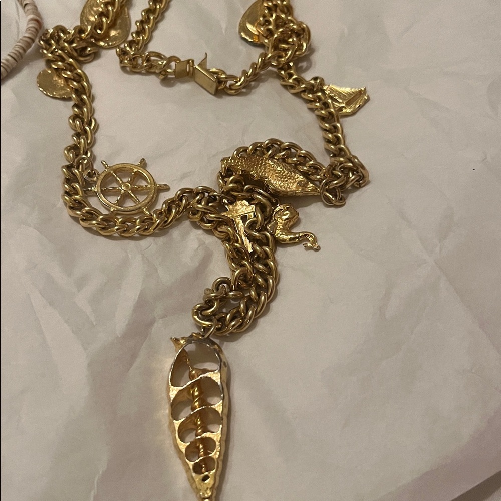 Beach Vibes Bundle of Jewelry - Picture 8 of 11